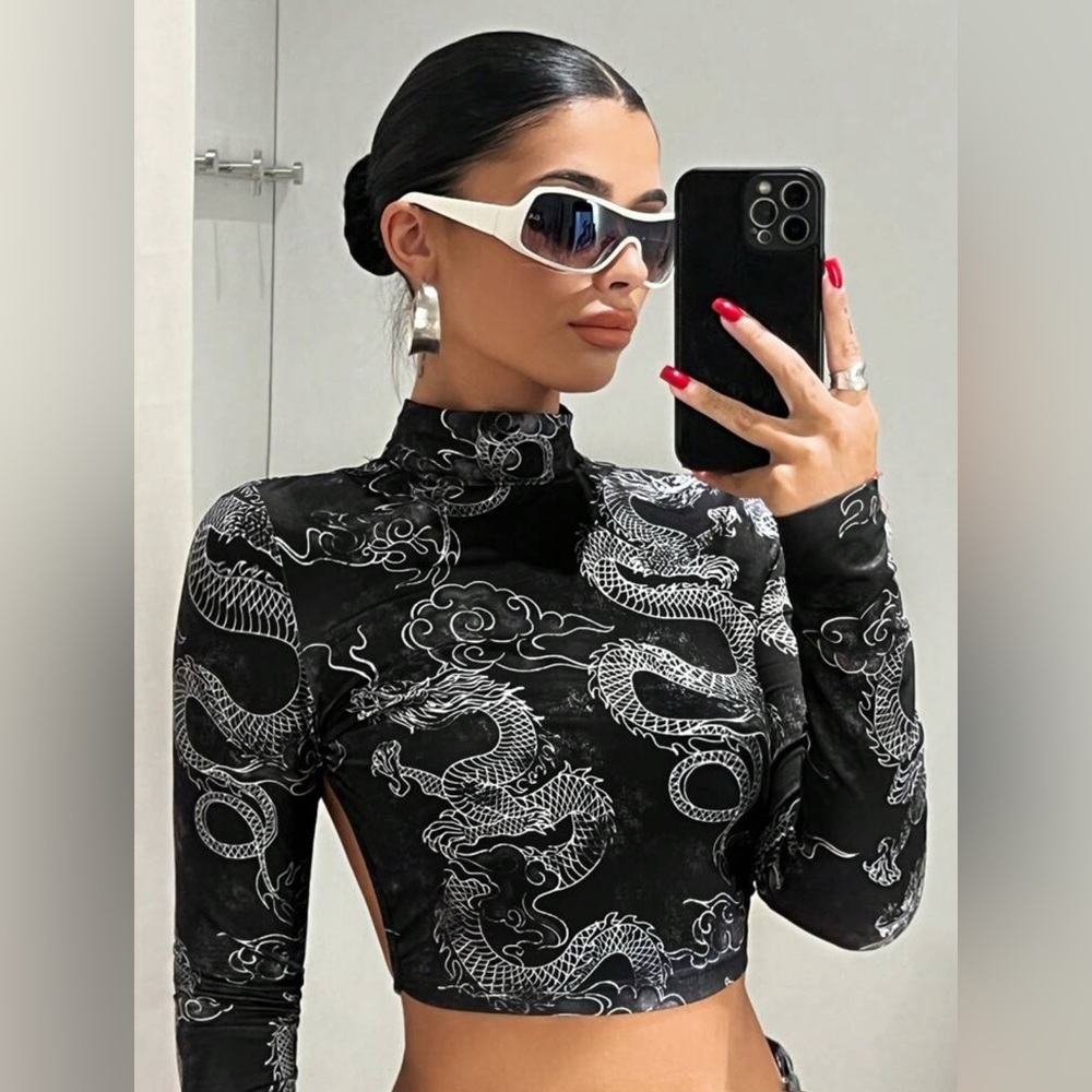 Asian dragon pattern backless long sleeve top